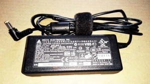 Notebook töltő, hálózati adapter, DELL, TOSHIBA, GATEWAY, ACER típusokhoz, Delta SADP-65KB B. - kép 2