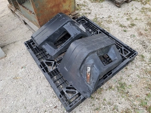 Eladó Ikarus első lökhárító gyári műanyag végek jobb és bal - kép 4