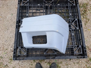 Eladó Ikarus bal első utángyártott lökhárító vég újszerű - kép 2