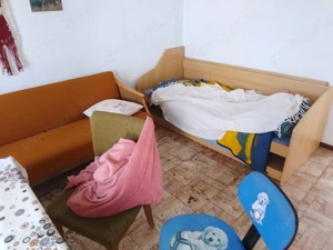 erkélyes, terasszal is rendelkező szoba-konyhás épület nagy pincével, kamrával. - kép 5