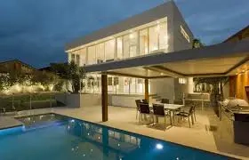 Exkluzív ingatlanok forgalmazója asszisztenst keres