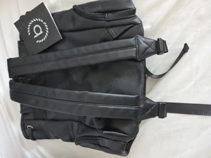 Bugatti női bőr hátizsák táska eladó