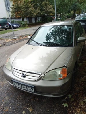 Eladó Honda civic 2002 és 1.6 benzin  - kép 3