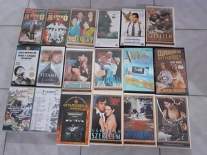 Eladó SONY VHS videomagnó 29 db gyári kazettával - kép 3