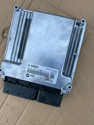 Bmw 325 E91, 525 E60  , DDE 7 811 151 Motorvezérlő posta megoldható kizárólag telefonon 