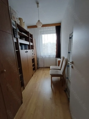 Eladó Budapest 19.kerület Batthyány utcában 53 nm-es, 1+2 félszobás 7.emeleti lakás - kép 2