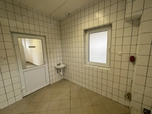 Eladó sokoldalú üzlethelyiség, mely akár családi házzá is alakítható! - kép 6