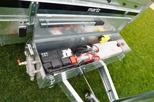 Új hidraulikusan billenő utánfutó (360x170cm - 3500kg) akciósan bruttó 3.499.000 Ft - kép 6