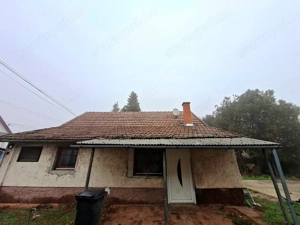 Lakiteleken kisméretű, felújítandó házikó eladó. - kép 7