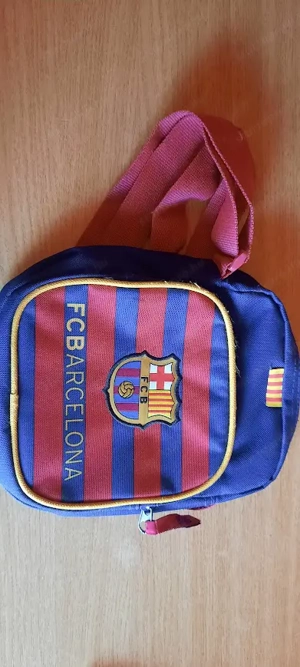 Real Madrid és Barcelona kistáska megkímélt 