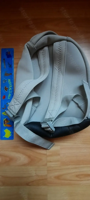 Gyermek táskák - plüss, "katonai" és normál hátizsák kis méretű megkímélt  - kép 3