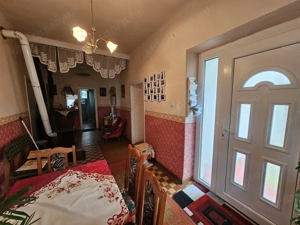 Kömpöc központjában 3 szobás családi ház eladó   M5-ös közelében! - kép 8