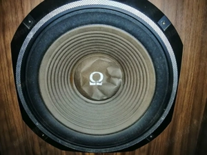 Nagy teljesítményű sok hangszórós épített hangfal pár, Omega logóval - kép 2