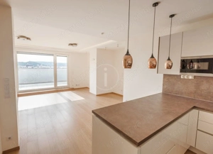 Corvin sétányon panorámás, nagy teraszos,  lakás kiadó! - kép 4