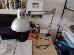 Ikeás Asztali lámpa eladó. Foglalat E27, 60 W, használati nyomok a képen, ár: 3e ft - kép 3