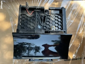 Skoda Superb III középső telefontöltős konzol 2015 utáni - kép 2