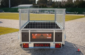 Új 2.5m-es - billenős - rácsos - fa oldalfalas utánfutó (750kg) rendszámmal akciósan 779.000 Ft - kép 5