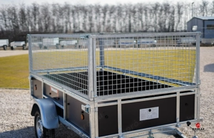 Új 2.5m-es - billenős - rácsos - fa oldalfalas utánfutó (750kg) rendszámmal akciósan 779.000 Ft - kép 4