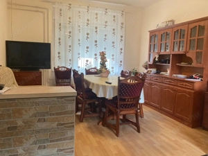 Kiskunhalas belvárosban egy 70 m2-es családi ház 2 db üzlethelyiségekkel eladó! - kép 3