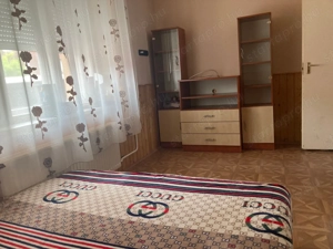 Kiskunhalas belvárosban egy 70 m2-es családi ház 2 db üzlethelyiségekkel eladó! - kép 5