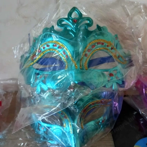 Üzletbezárás miatt Farsangi árukészlet eladó ( jelmez, kiegészítő, stb.) - kép 14