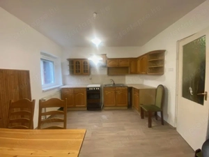 Kiadó világos, 2 szobás lakás zöld környezetben, autóbeállóval a XII. kerületben - kép 4