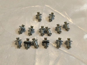 Ikarus 400 tip műszerfal panel új rögzítő csavar rúgós 14 db - kép 2