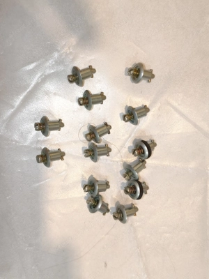 Ikarus 400 tip műszerfal panel új rögzítő csavar rúgós 14 db - kép 4