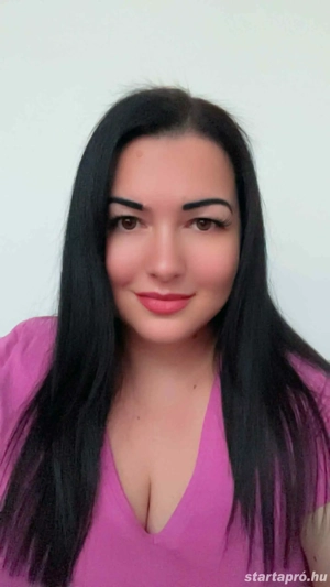   Szia! Renáta vagyok, szakképzett svédmasszőr        Ha szeretnéd, hogy tested és lelked is