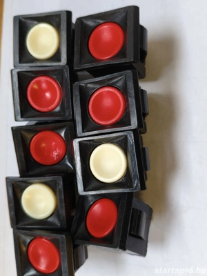  Ikarus 200 új műszerfali négyszög nyomógomb piros fehér - kép 3