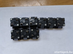  Ikarus 200 új műszerfali négyszög nyomógomb piros fehér - kép 2