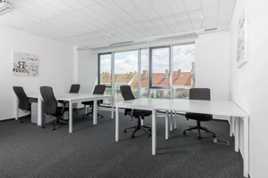 Privát irodahelyiség 5 fő számára