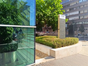 Privát irodahelyiség 15 fő számára - kép 2