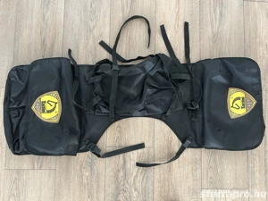 Nyeregtáska lovagláshoz, Tattini treek