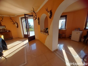 Révfülöp   balatoni részpanorámás családi ház eladó - kép 3