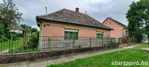 Eladó családi ház
