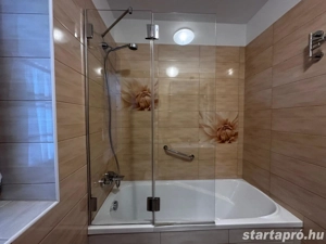 Balatonközeli 91 m  erkélyes Családi ház - kép 3