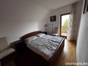 Balatonközeli 91 m  erkélyes Családi ház - kép 4