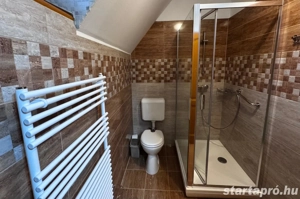 Balatonközeli 91 m  erkélyes Családi ház - kép 5