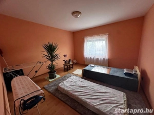 Cserszegtomaj, külön lakrészes 186 m -es családi ház - kép 3