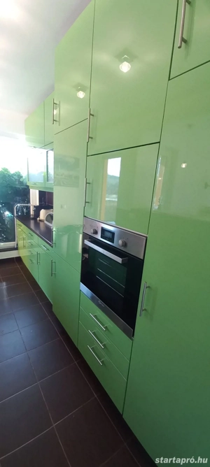 Kőérberek-Tóvárosban kertkapcsolatos igényes lakás eladó! - kép 6