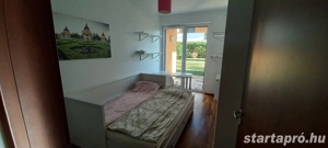 Kőérberek-Tóvárosban kertkapcsolatos igényes lakás eladó! - kép 13