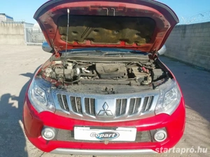 2018' Mitsubishi L200 2,4DiD alkatrészek. - kép 5