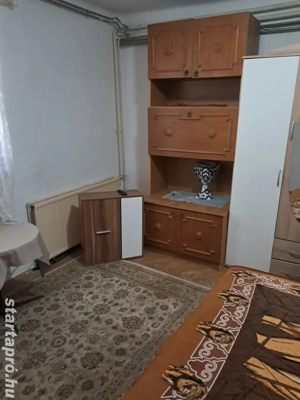 albélet kiado gyálon