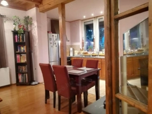 KURIÓZUM Visegrádon - 2 lakásos családi ház gyönyörű kertben, ideális lokációban! - kép 5