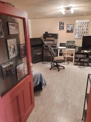 KURIÓZUM Visegrádon - 2 lakásos családi ház gyönyörű kertben, ideális lokációban! - kép 8