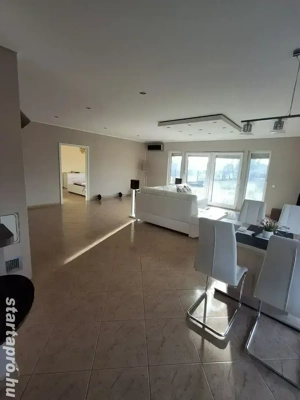 Nyíregyháza Csongor u. övezetében jó állapotú családi ház eladó  - kép 3