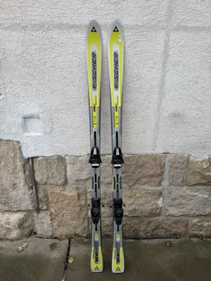 Eladó a képen látható használt 171 cm Fischer régi carving síléc 171 cm Fischer síléc 9.000 Ft ért. 