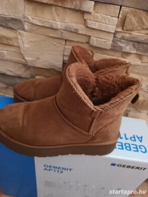 Eladó.Női csizmák cipők. - kép 2