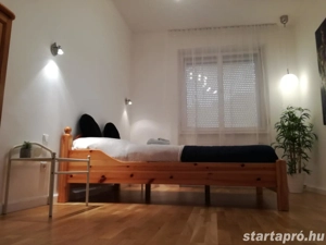 ELADÓ  Szombathely legközpontibb részén - kép 12